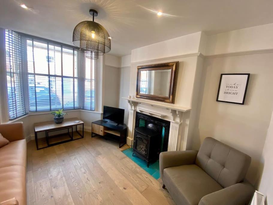 Sl - Fabulous 2 Bed Character Property Close To Townストラットフォード＝アポン＝エイボン エクステリア 写真