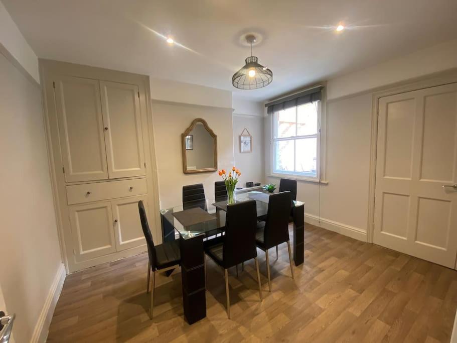 Sl - Fabulous 2 Bed Character Property Close To Townストラットフォード＝アポン＝エイボン エクステリア 写真